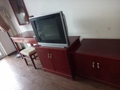 ��������ʥ��һ���ҿ�ס��������Ů��