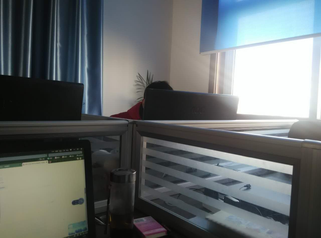 高薪诚聘客服专员 高薪诚聘客服专员