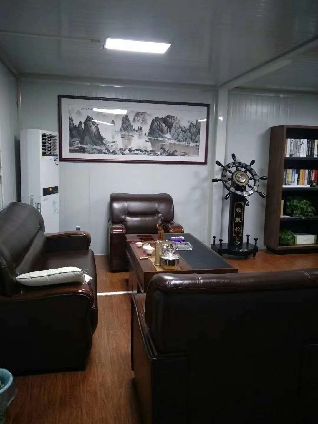 ��֣�����ֲ��г���ƸŮҵ��Ա